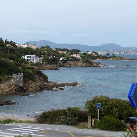 Hotel La Caravelle Fréjus Esterno foto